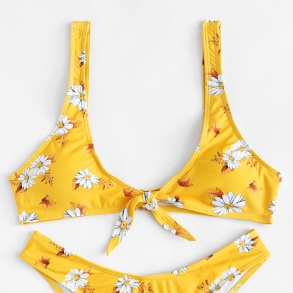 Daisy bikini top